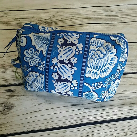 Vera Bradley Handbags - Vera Bradley Cosmetic Bag